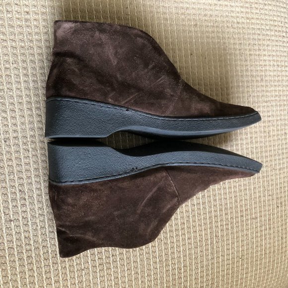 Salvatore Ferragamo Cobbie Women's Brown SuedeBoot - Picture 8 of 14